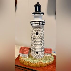 Vintage 1992 GEO Z. LEFTON Boston Harbor 1783 Lighthouse Lamp